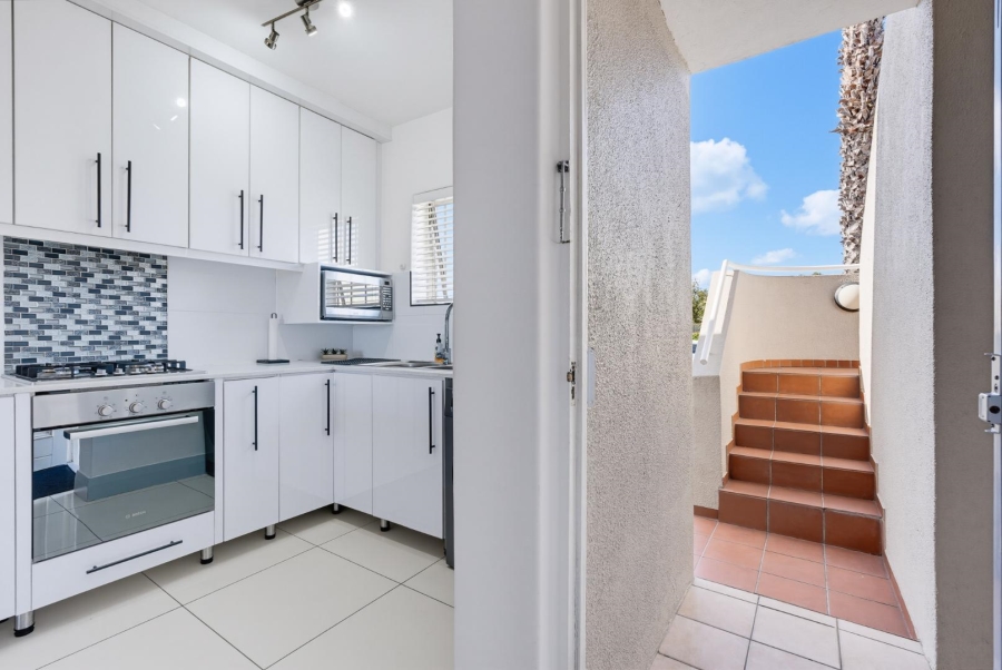 2 Bedroom Property for Sale in Milnerton Western Cape